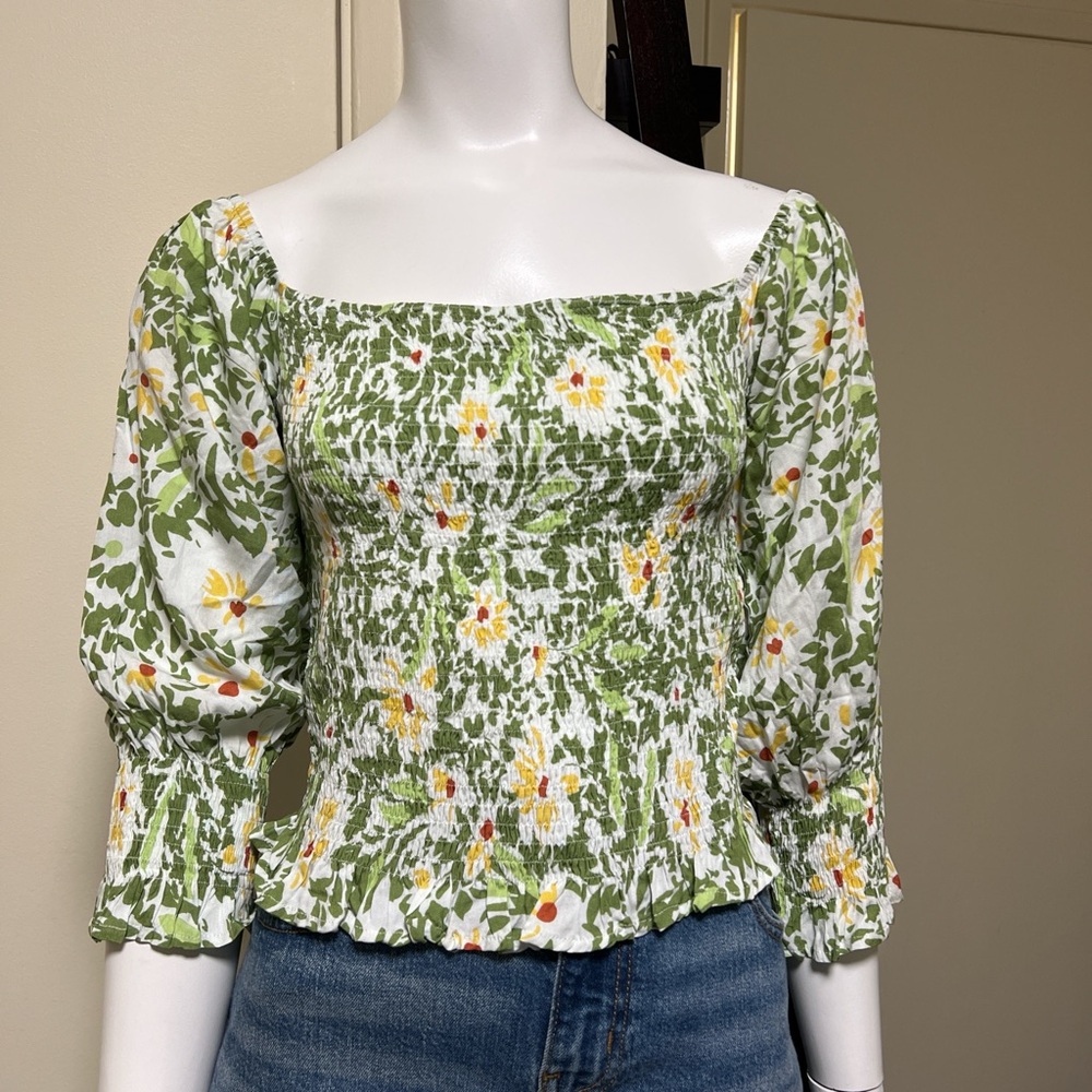 NWT - Blush Floral Green Smocked 3/4 Women's Top - Size L